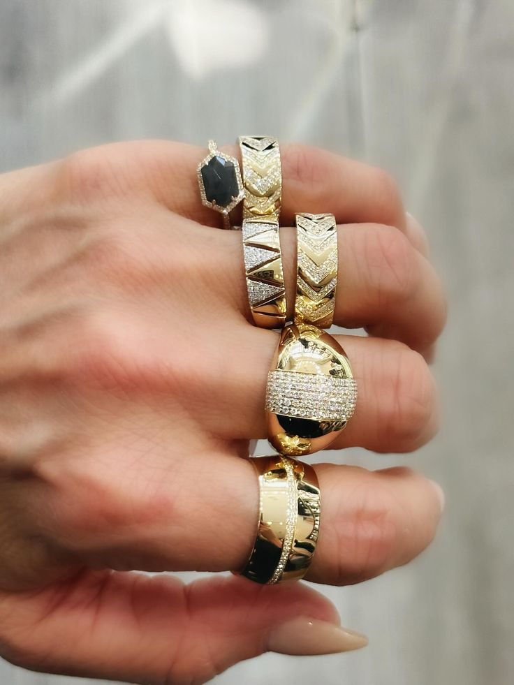 Sphere Ring