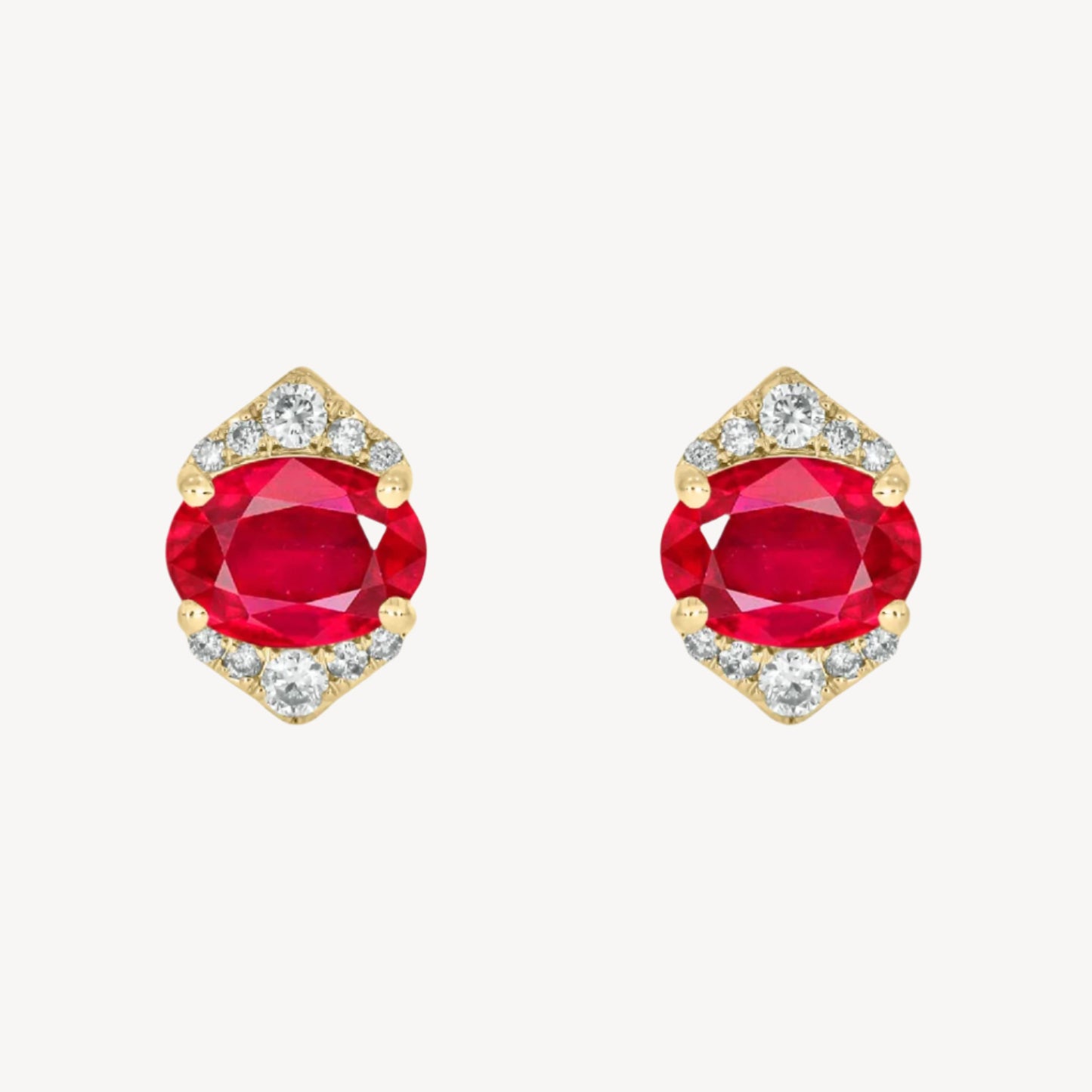 Gleam Studs