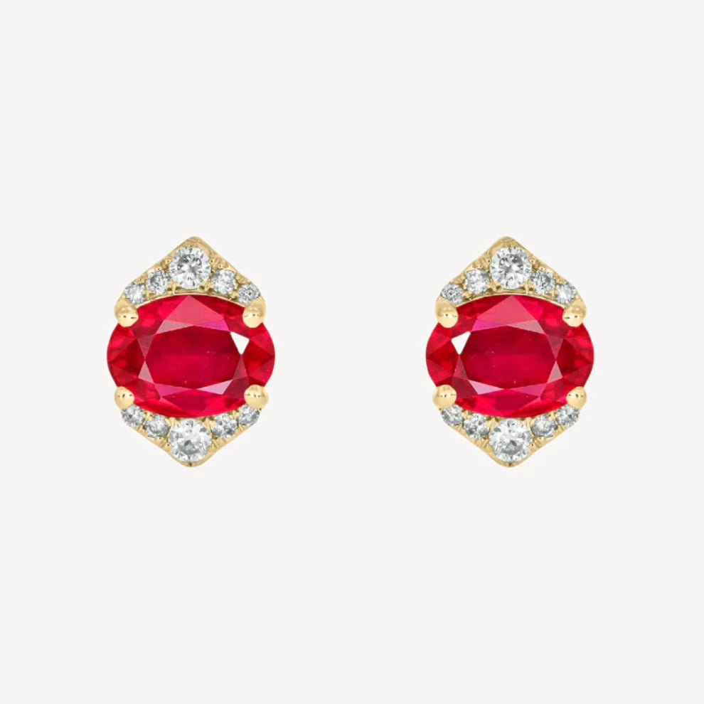 Gleam Studs