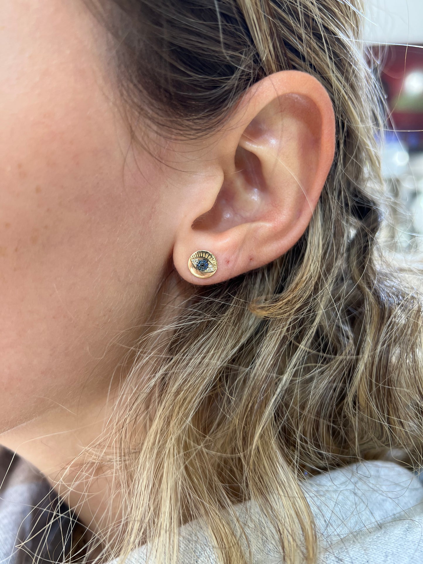 Sapphire Iris Studs