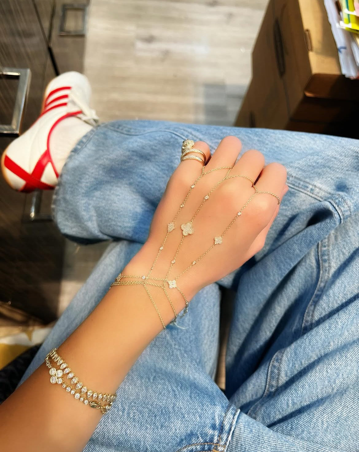 Hamsa Handchain