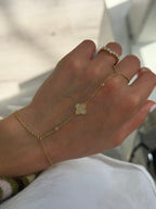 Maxi Clover Handchain