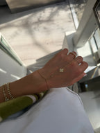 Maxi Clover Handchain