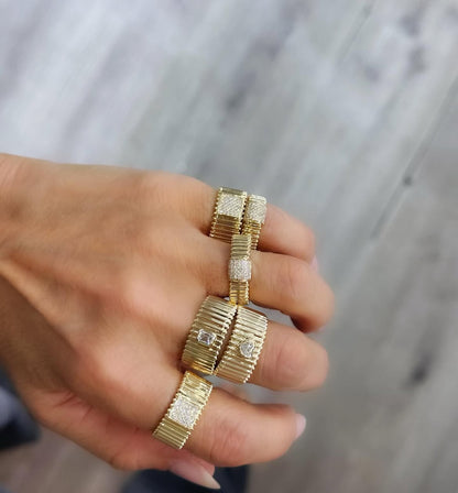 Nimue Heart Ring