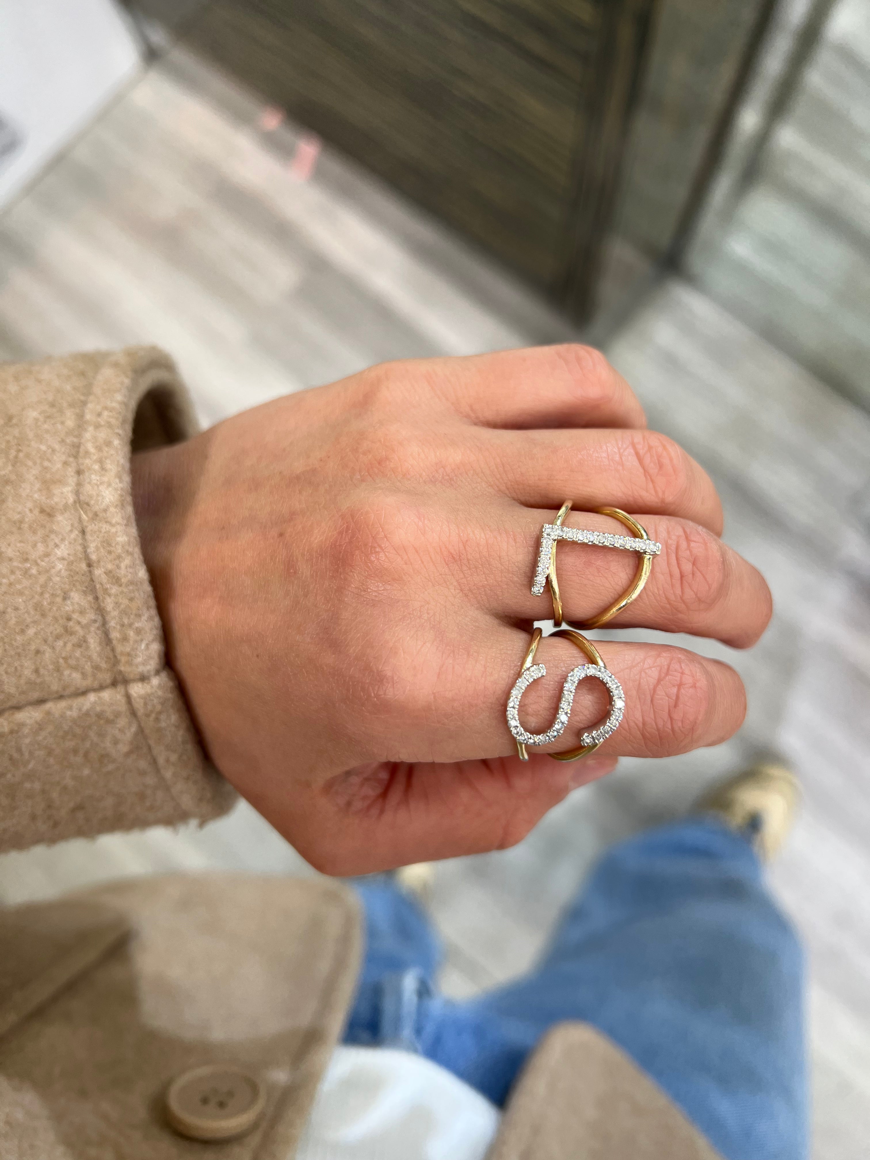 Letter Ring